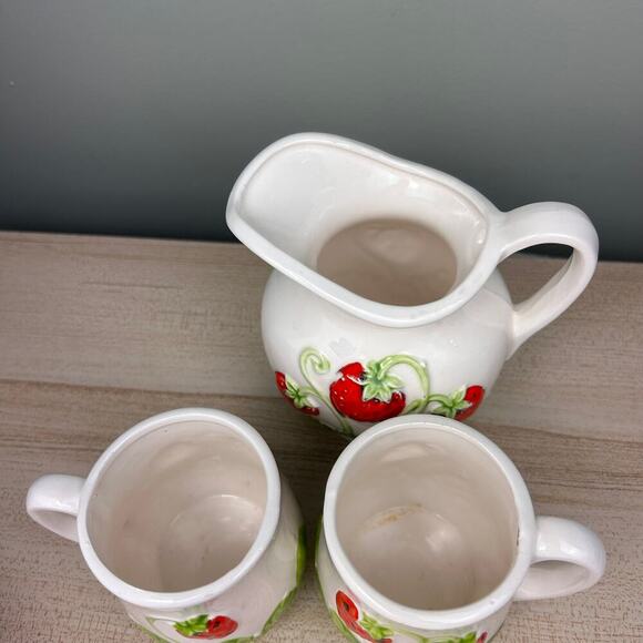 Vintage Strawberry Mugs & Pitcher Set Cottagecore Home Decor Decorative Use Only - Picture 9 of 10